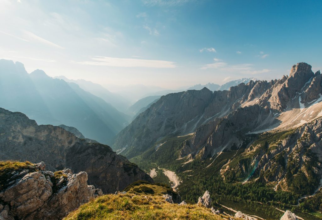 ales krivec n atikx b00 unsplash 1024x699.jpg
